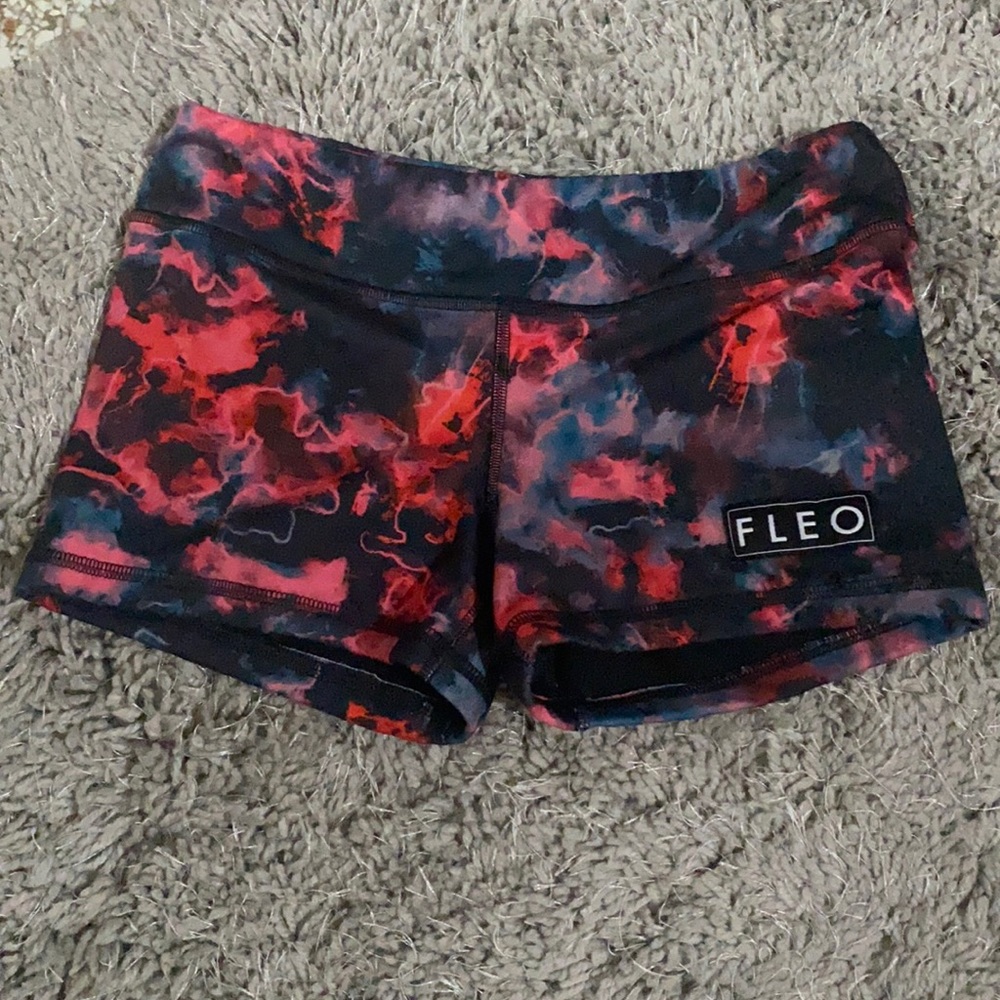 FLEO shorts